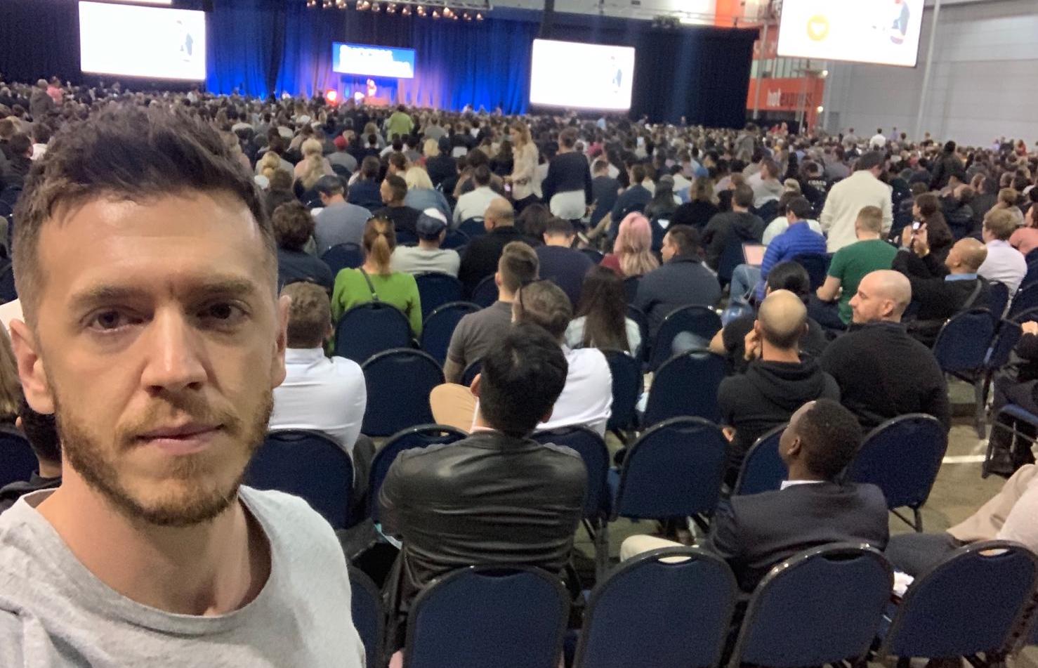 Michael Rubio attending a Gary Vee digital marketing event in Brisbane.